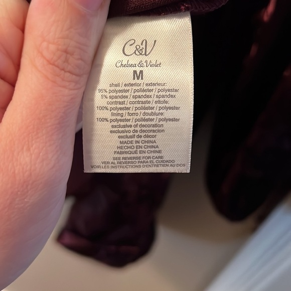 Chelsea and Violet velvet dress - Picture 5 of 5